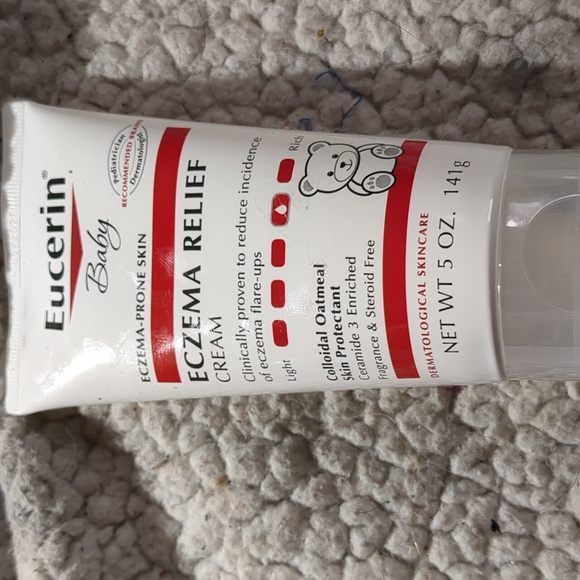 (3) EUCERIN BABY 🍼 PRODUCTS: SHAMPOO & WASH & ECZEMA CREAM & AQUAPHOR OINTMENT - Picture 3 of 4